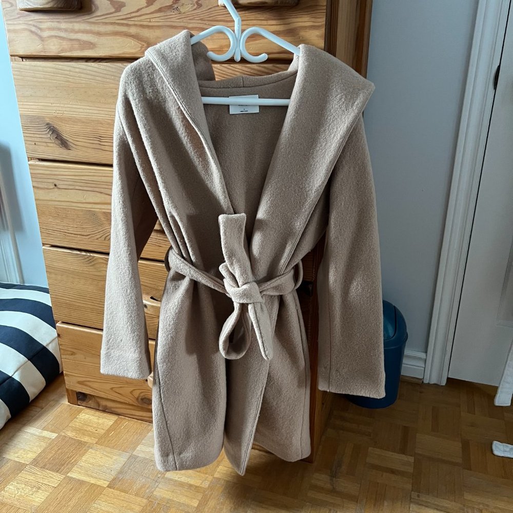 Wilfred Acre Robe - Picture 3 of 4